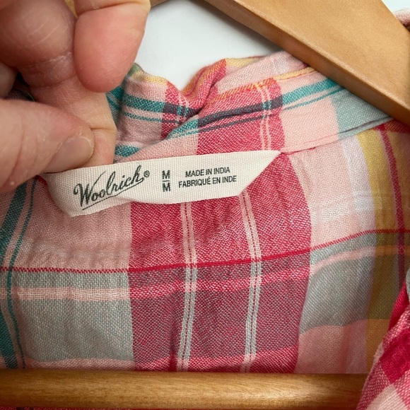 Woolrich pink Plaid short sleeves Button-Up Shirt size medium - Picture 4 of 5